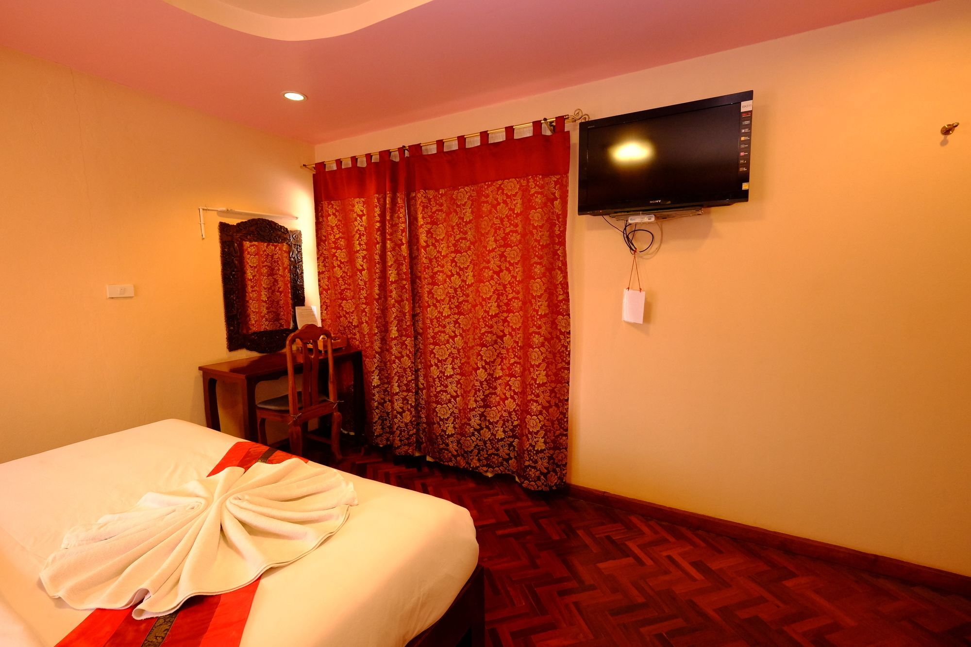 Chok-Wasana Guest House Mae Sariang Bagian luar foto